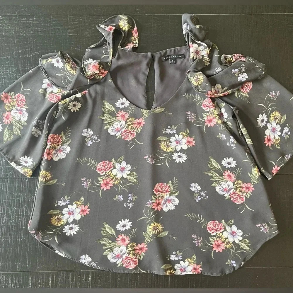Haute Monde Women’s Grey Pink Floral Cold Shoulder Blouse Top Sz S